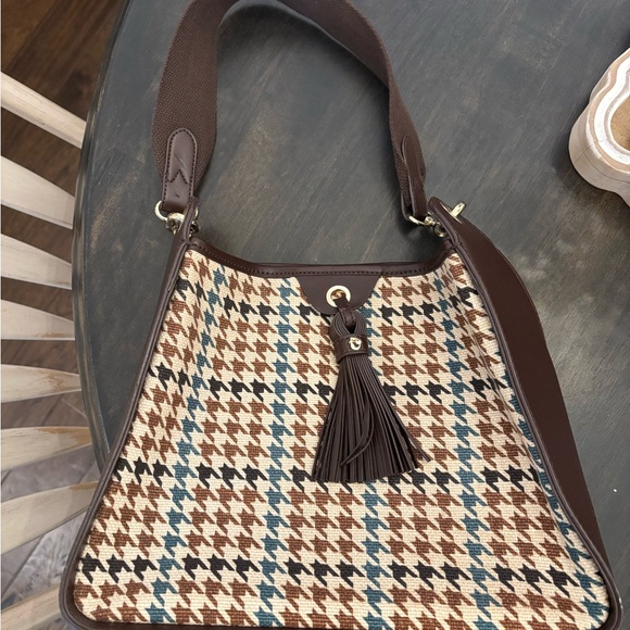 Spartina 449 Handbags - Spartina 449 Houndstooth Eliza Pia Shoulder Bag